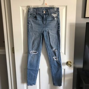 American Eagle High-Waisted Jegging